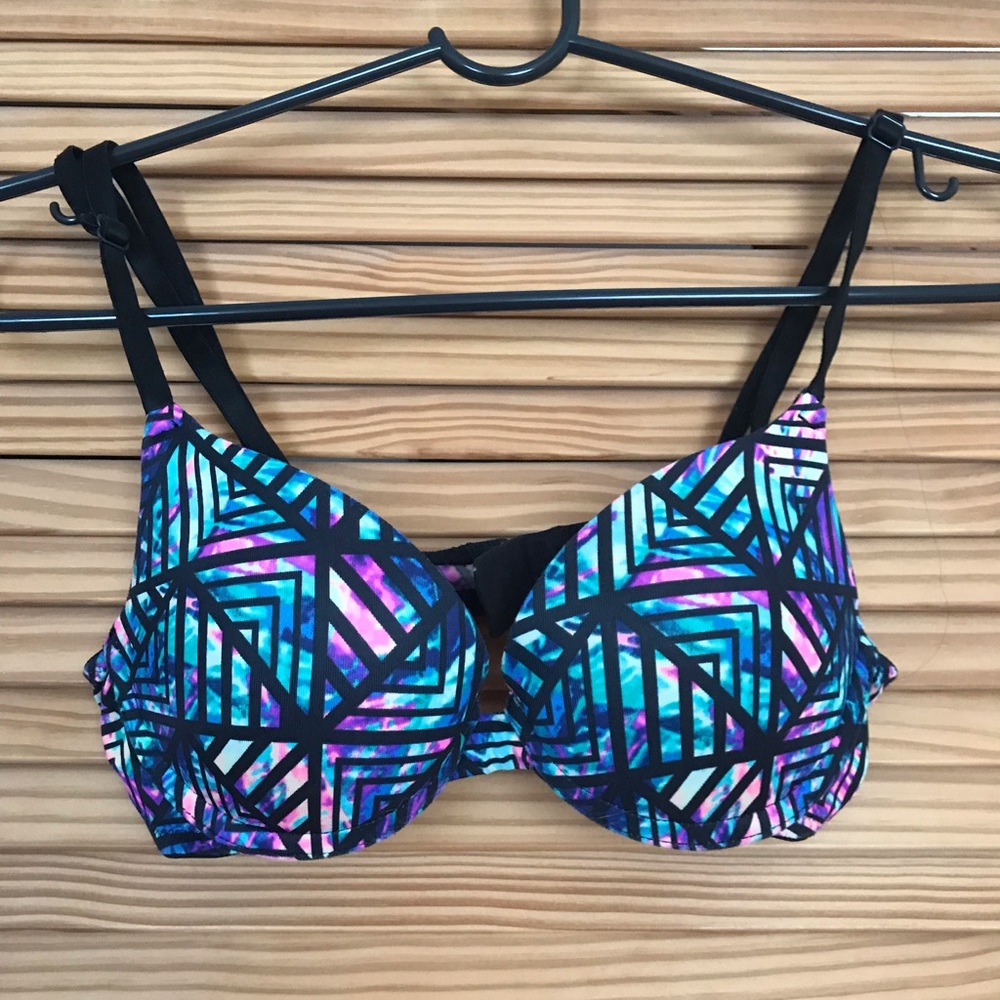 PINK Patterned Push-up bra 60% off!